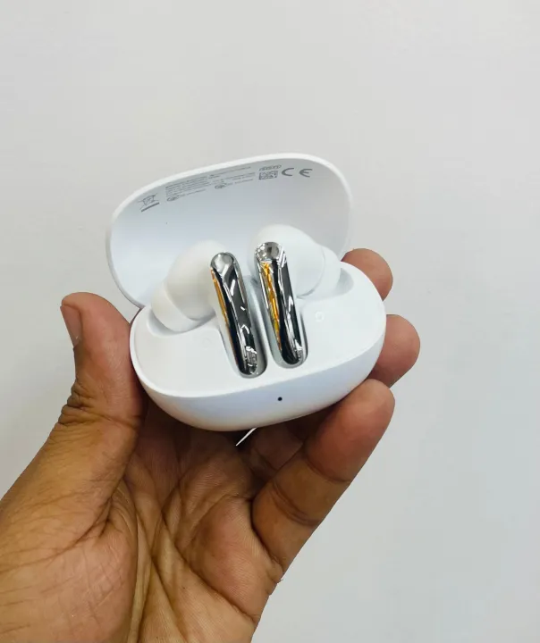 QCY%20MeloBuds%20N20%20ANC%20TWS%20Earbuds%20-%20Image%203