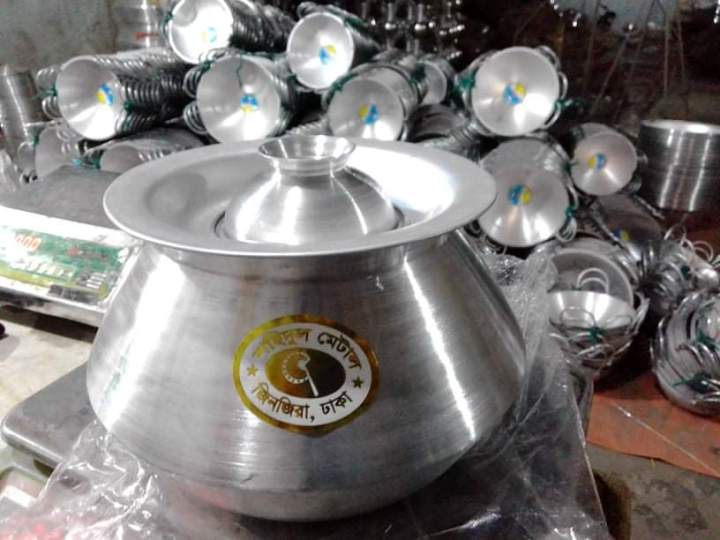 Aluminium%20Pitha%20Hari%20With%20Pitha%20Pot%20-%20Image%203