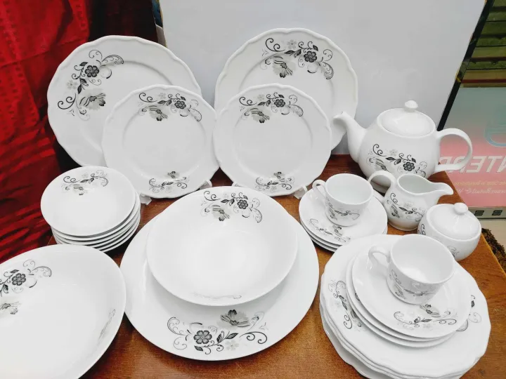 36%20pieces%20dinner%20set%20for%20gift%20and%20home%20decoration.%20Ceramic%20Daining%20Set%20White%20Round.%20-%20Image%204
