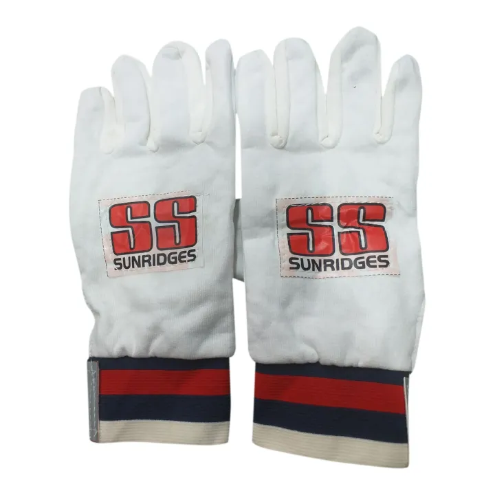 SS%20Wicket%20Keeping%20Inner%20Gloves%20-%20White%20-%20Image%206