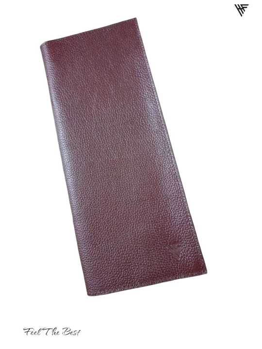 Leather%20Checkbook%20Holder%20%E2%80%93%20Stylish,%20Functional%20&%20Lightweight%20-%20Image%203