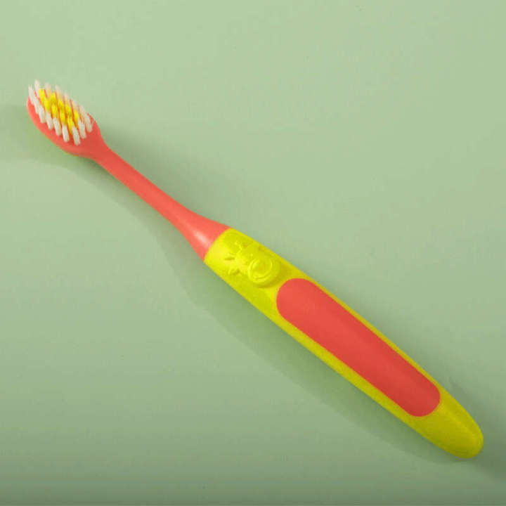 Dental%20Hospital%20Outpatient%20Toothbrush,%20Toothpaste,%20Floss%20Barrel%20Printing,%20Opening%20Children's%20Activity%20Gift%20Promotion%20-%20Image%204