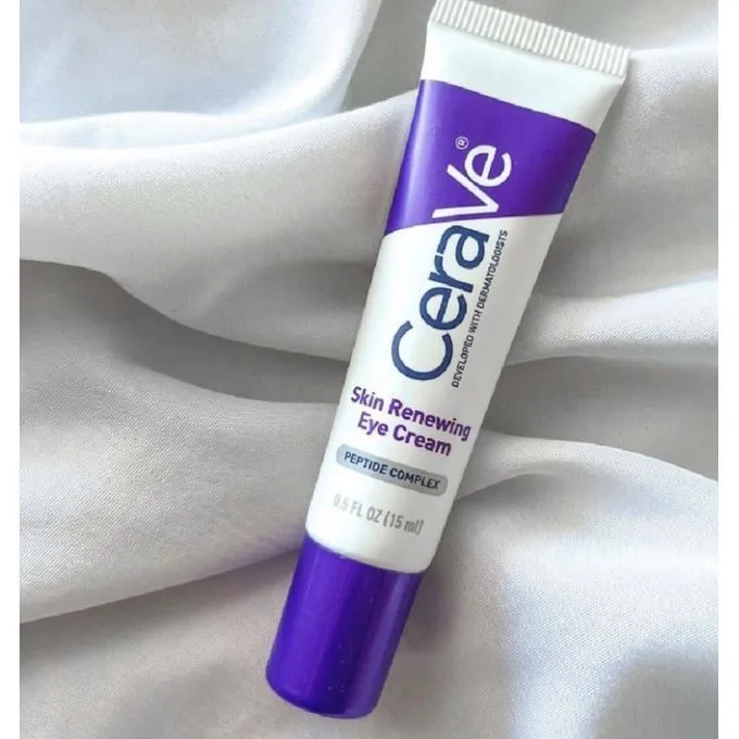 CeraVe%20Skin%20Renewing%20Eye%20Cream%2014.2g%20-%20Image%204