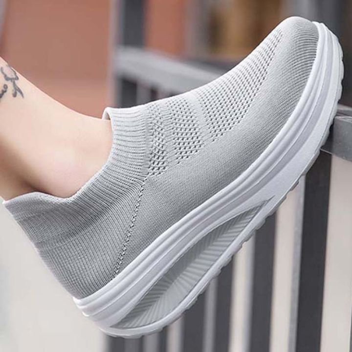 Sneakers%20Women%20Fashion%20Femme%20Women%20Shoes%20New%20Women's%20Vulcanized%20Shoes%20Sneakers%20Thick%20Bottom%20Slip%20On%20Female%20Women%20Shoe%20Plus%20Size%20-%20Image%205
