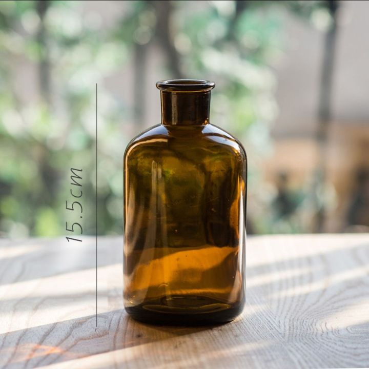 Juhan%20INSGlass%20Bottle%20Vase%20flower%20Test%20Bottle%20Brown%20Groceries%20Nordic%20Retro%20Industrial%20Style%20-%20Image%209