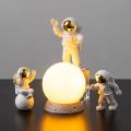 3pcs/set Craft Resin Astronaut Ornament Figure Statue Waterproof Exquisite Astronaut Decorative Ornament Creative Funny Spaceman Desktop Decor Modeling Kid.
