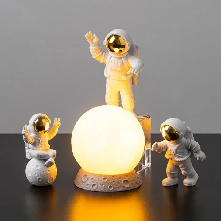 3pcs/set%20Craft%20Resin%20Astronaut%20Ornament%20Figure%20Statue%20Waterproof%20Exquisite%20Astronaut%20Decorative%20Ornament%20Creative%20Funny%20Spaceman%20Desktop%20Decor%20Modeling%20Kid%20-%20Image%207