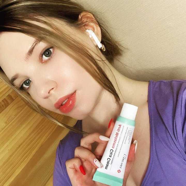 CARENEL%20Anti-Melasma%20Cica%20Cream%2040ml%20(Korea)%20-%20Image%203