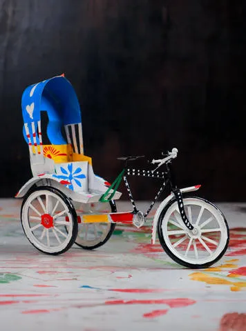 Rickshaw%20Showpiece%20Miniature%20(Metal,%20Hand%20Painted,%20Rickshaw%20Painting%20-%20Image%202