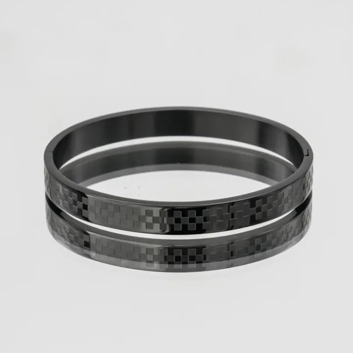 Good%20Quality%20Stainless%20Steel%20Bangles%20Cuff%20Bracelet%20for%20Men%20-%20Image%203
