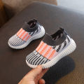 Spring and autumn style contrasting middle and large children's shoes, breathable student shoes, trendy casual shoes, striped boys, girls, flying knitting shoes. 