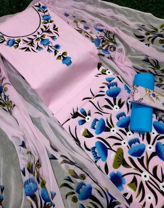 Unstitched%20Batik%20Print%20Three%20Piece%20Set%20for%20Girls%20/%20Women%20-%20Elevate%20Your%20Wardrobe%20with%20Artistic%20Flair%20-%20Image%206