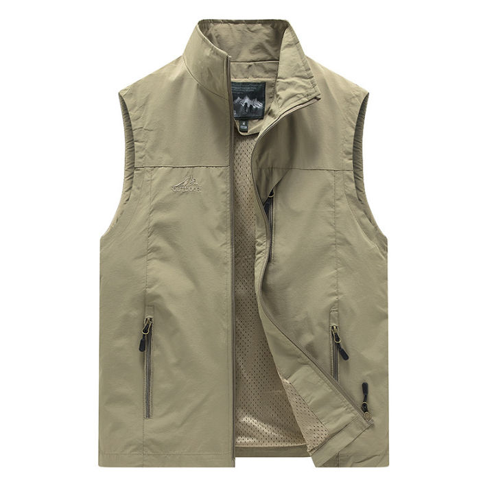 【In-Demand Item】 FGKKS Spring New Men Waistcoat Outdoor Leisure Solid Color Vest Young Middle-aged Photography Fishing Casual Vest Jacket Male