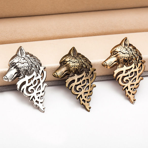 Vintage Wolf Head Brooches For Men Fashion Suit Collar Pin (1PS)