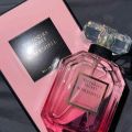Victoria's Secret Bombshell Eau de Parfum. 