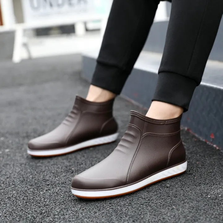 Rain%20boots%20men's%20four%20seasons%20Korea%20short%20tube%20low%20top%20fashion%20velvet%20rain%20boots%20anti-slip%20wear-resistant%20water%20shoes%20work%20waterproof%20rubber%20shoes%20-%20Image%206
