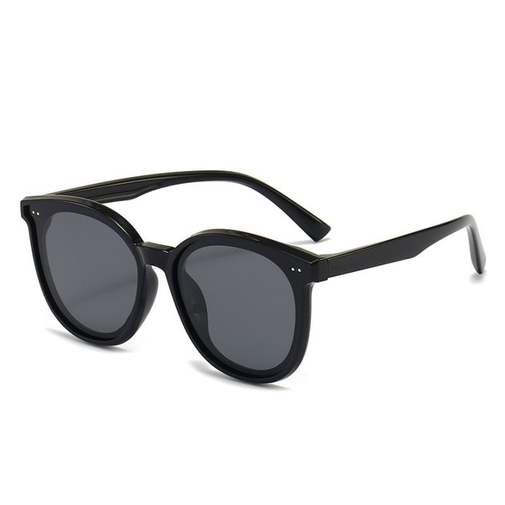 3-12%20Years%20Kids%20Polarized%20Sunglasses%20Boys'%20Cool%20Girls%20Soft%20TPEE%20Frame%20Cat%20Eye%20Design%20Fashion%20Sun%20UV400%20Protection%20Oval%20Glasses%20Moonlight%20Shines%20-%20Image%207