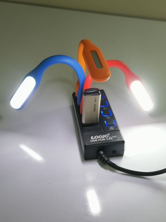 Logic%204%20Ports%20Usb%203.0%20Hub%20Led%20Usb%20Hub%20With%20Switch%20Super%20Speed%205Gbps%20-%20Usb%20Hub%20-%20Expand%20Your%20Usb%20Connectivity%20Options%20With%20This%20High-Speed%204-Port%20Usb%203.0%20Hub%20-%20Image%205