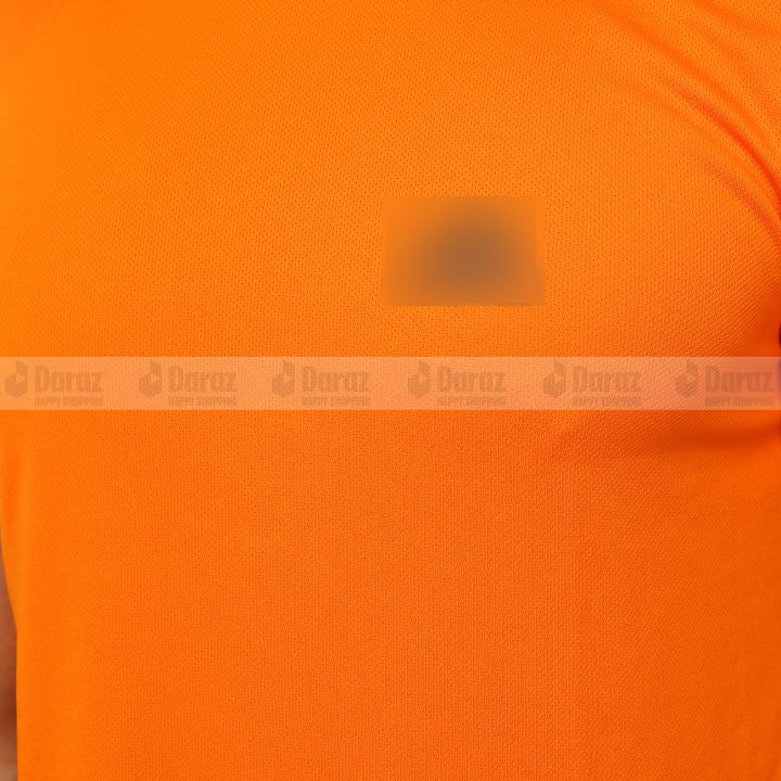 Sleeveless%20T-Shirt%20for%20Men(Megi%20Hata)%20-%20Image%203