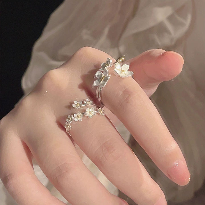 Delicate Flower Opening Adjustable Rings For Women Silver Color