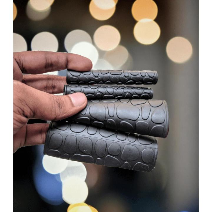 Motorcycle Universal Grips and Levers Rubber Foam For All Bike