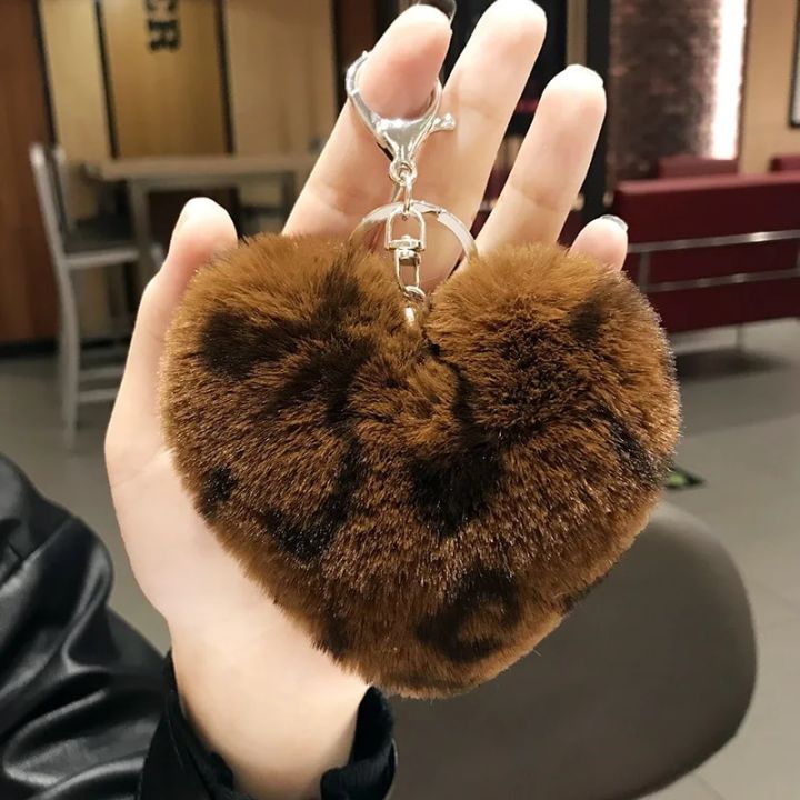 Leopard%20pri%20Fluffy%20Fur%20Pom%20Pom%20Keychain%20Soft%20Faux%20Fur-like%20Ball%20Car%20Keyring%20Key%20Holder%20Women%20Bag%20Pendant%20Jewelry%20Keychain%20Charms%20-%20Image%202