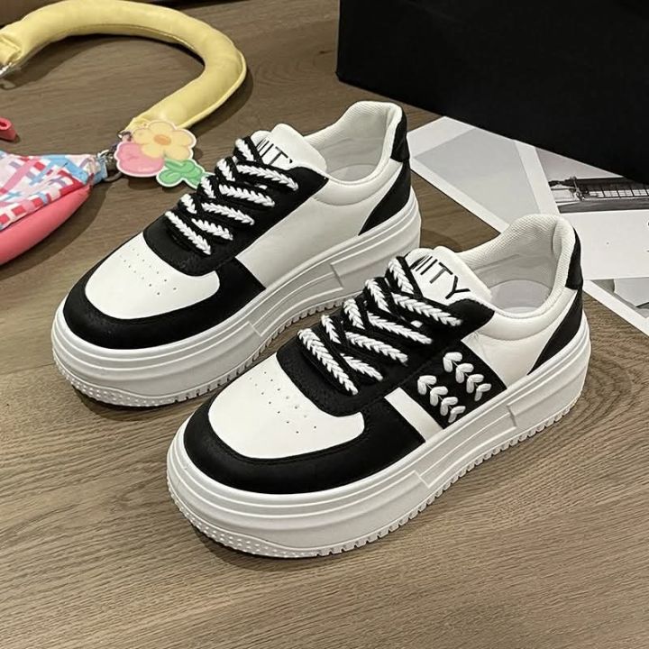 Kitty%20Pink%20Sneaker%20for%20Girls%20-%20Image%204