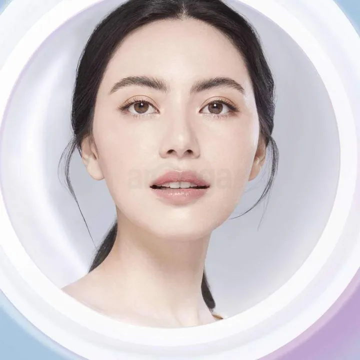 L'Oreal%20Paris%20Glycolic%20Bright%20Glowing%20Night%20Cream,%2015ml%20%7COvernight%20Brightening%20Cream%20with%20Glycolic%20Acid%20that%20Visbily%20Minimizes%20Spots%20&%20Reveals%20Glowing%20skin%20-%20Image%203