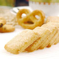 Danisa Indonesia 72g Cookies Denmark Crown Gift Snack Wedding Cake. 
