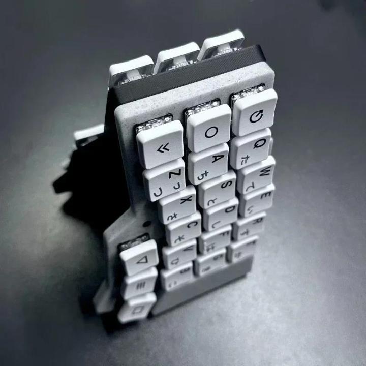 Corne%203x6%20Low%20Profile%20Split%20Keyboards%20Ergonomic%20Custom%20Zmk%20Bluetooth%20Nice%20View%20Screen%20Choc%20V1%20Wireless%20Split%20Mechanical%20Keyboard%20-%20Image%204