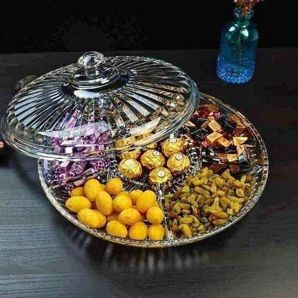 Transparent%20Acrylic%20Plate%20Dry%20Fruit%20Plate%20Compartment%20With%20Cover%20-%20Serve%20Dry%20Fruits%20In%20Style%20With%20A%20Transparent%20Acrylic%20Plate%20-%20Image%203