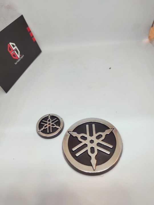 Yamaha%20Logo%20Sticker%20-%20Silver%20-%20Image%203