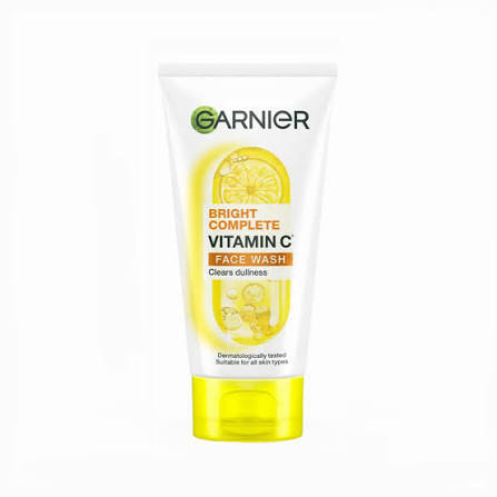 Garnier%20Bright%20Complete%20Vitamin%20C%20Face%20Wash%20100ml/%2050ml%20-%20Image%202