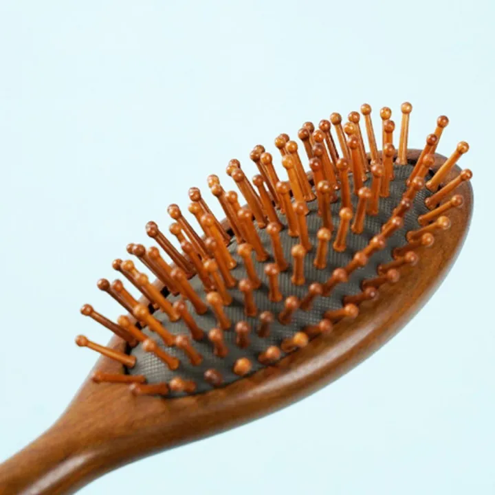 Wood%20handle%20Wooden%20comb%20Anti-frizz%20Air%20bag%20design%20Golden%20silk%20Hair%20brush%20Green%20sandalwood%20Curved%20teeth%20Air%20cushion%20comb%20for%20-%20Image%206