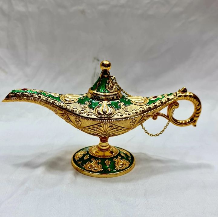 Aladin%20Lamp%20/%20Prodip%20Showpiece%20Magic%20Lamp/%20Classic%20Metal%20Carved%20Aladdin%20Lamp%20Light%20Wishing%20Tea%20Oil%20Pot%20and%20jewelry%20box%20-%20Image%205