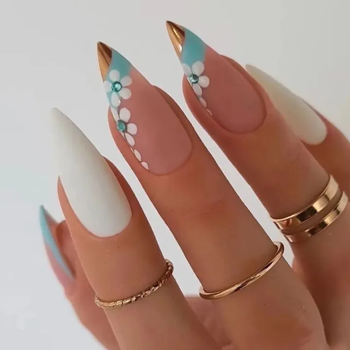 24pcs%20Nude%20Pink%20False%20Nails%20Love%20Design%20Detachable%20Nails%20French%20Lines%20Stiletto%20Point%20Nail%20Tips%20Press%20On%20Nail%20Art%20Stickers%20-%20Image%204