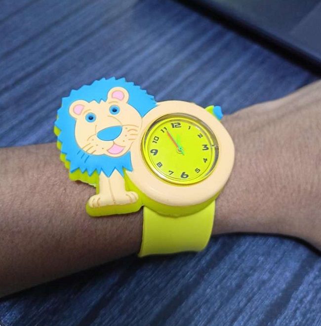 Stylish%20Beautiful%20Baby%20Hand%20Clock%20Special%20Designed%20Hand%20Clock%20For%20Kids.%20-%20Image%205