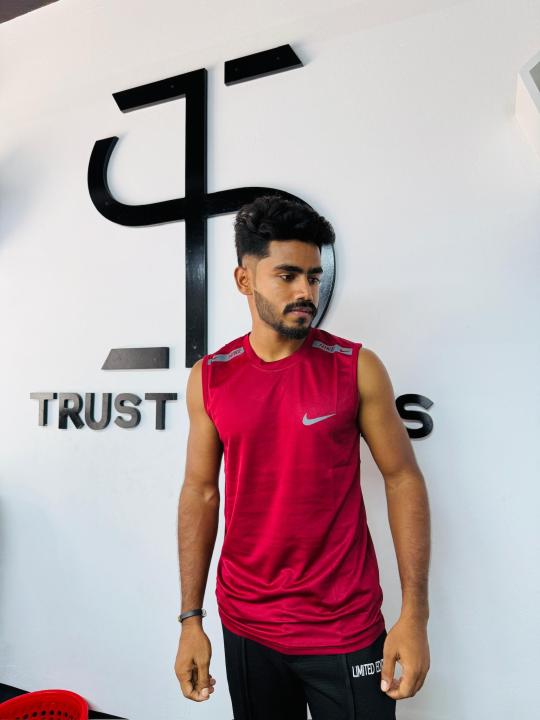 Magi%20hata%20tshirt%20for%20gym%20exercise%20-%20Image%207