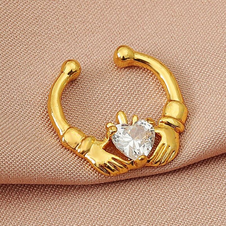 Punk%20U%20Shaped%20Nose%20Ring%20Hoop%20Septum%20Rings%20Copper%20Hand%20Crystal%20Heart%20Nose%20Piercing%20Piercing%20Non%20Pircing%20Jewelry%20Cuff%20-%20Image%206