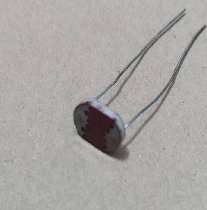 3Pcs-%20LDR%2010mm%20Diameter%20Photoresistor%20Photo%20Cell%20Light%20Dependent%20Resistor%20LDR%20Sensor%20For%20Night%20Light%20Street%20LDR%20Light%20Sensor%20Light%20Sensitive%20Resistor%202%20Pin%20Leads%20LDR%20Light%20-%20Image%204