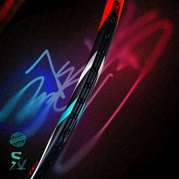 Li-Ning%20Original%20BladeX%20800%20Badminton%20Racket%20-%20Precision%20and%20Power%20for%20Professionals%20-%20Image%208