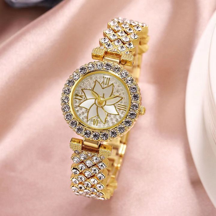 Fashion%20Diamond%20Petal%20Quartz%20Watch%20and%20Bracelet%202pcs%20Set%20for%20Women%20Girl%20Casual%20Watches%20-%20Image%203