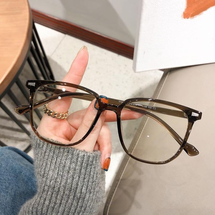 Retro%20Olive%20Green%20Brand%20Anti%20Blue%20Light%20Glasses%20Version%20for%20Men%20and%20Women%20Korean%20Fashion%20Plain%20Face%20Thin%20Square%20Eye%20Frame%20-%20Image%205
