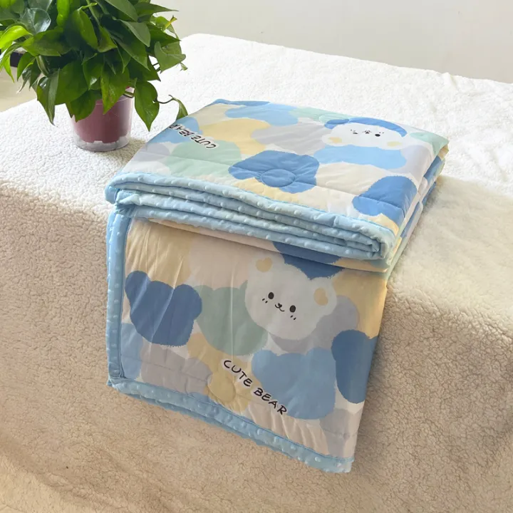 Wholesale%20Summer%20Blanket%20Airable%20Cover%20Cool%20Silk%20Ice%20Doudou%20Student%20Dormitory%20Single%20Person%20Double%20Children%20Summer%20Thin%20Duvet%20-%20Image%202