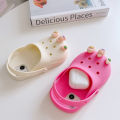 3D Funny DIY Holes Crocs Toes Charms Slippers Summer Soft Silicorelaxne Phone Case for iPhone 11 12 13 14 15 Pro Max Breathable Cover.
