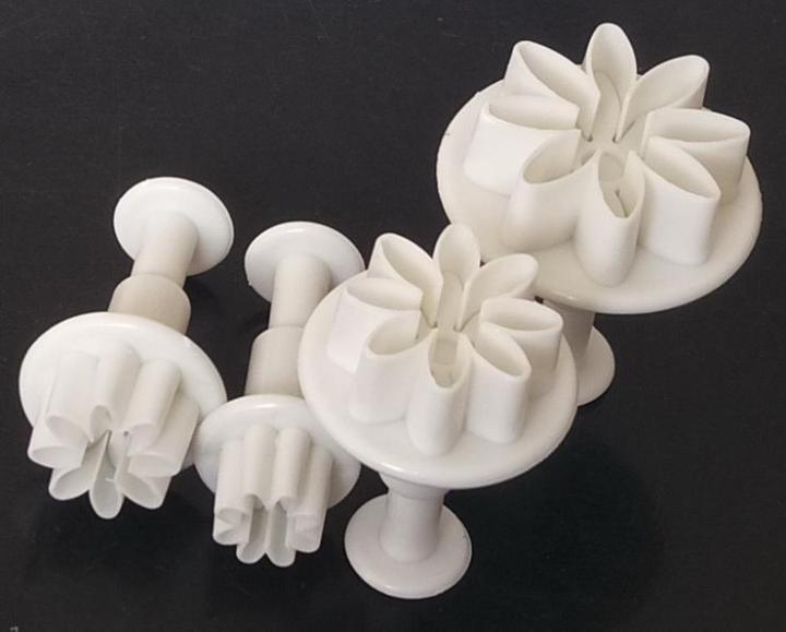 4pcs%20Sets%20Daisy%20Flower%20Fondant%20Plunger%20Cutter%20Cake%20Decorating%20Tool%20Cake%20Cutter%20Plunger%20Mould%20Bakeware%20Tool%20-%20Image%205