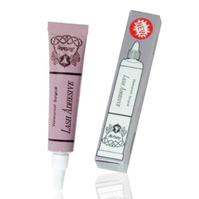 Birthday%20Waterproof%20Eyelash%20Adhesive%20/%20Glue%20-%20Image%203