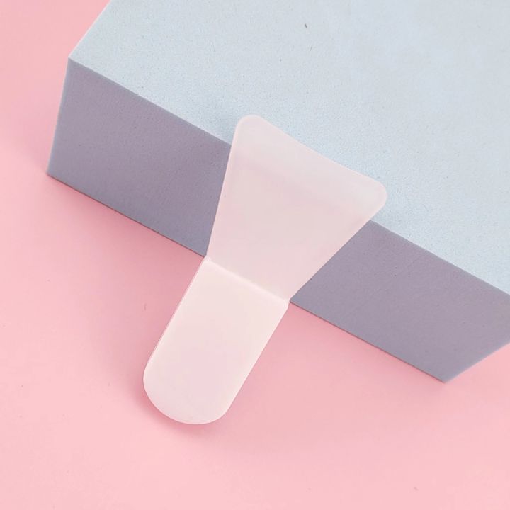 Portable%20Travel%20Face%20Mask%20Applicator%20Kit%20with%20Travel%20Case%20-%20Elegant%20Skin%20Care%20Tool%20for%20Sensitive%20Skin%20-%20Image%207