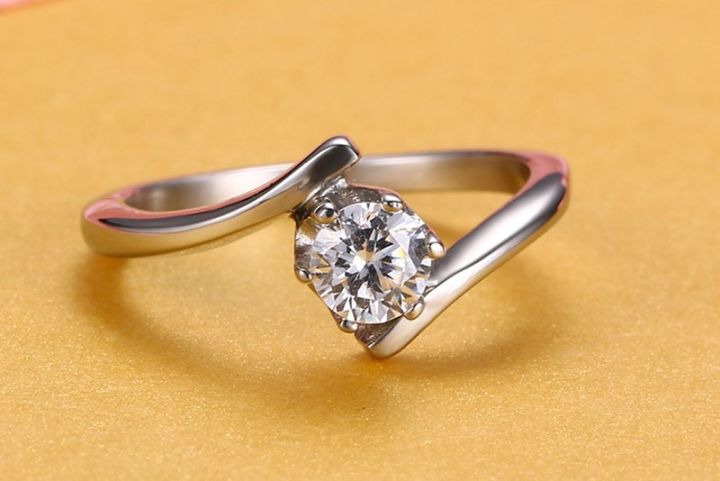 Luxury Design Trendy Finger Rings For Women