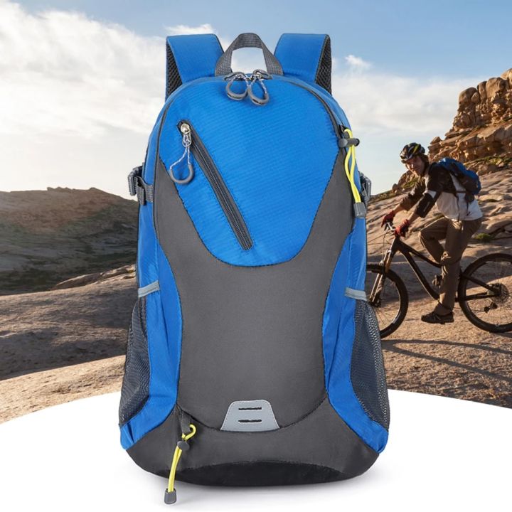 40L%20Outdoor%20Bag%20Large-capacity%20Polyester%20Casual%20Backpack%20with%20Reflective%20Tape%20Men%20Women%20Durable%20Convenient%20for%20Hiking%20Traveling%20-%20Image%206